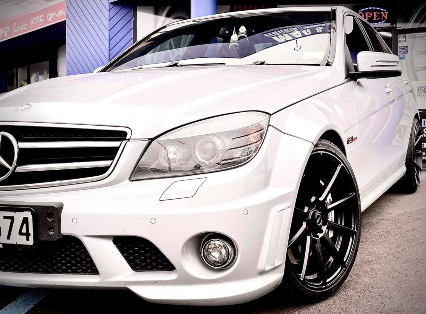 STAGGERED 19" MAGNUM 19X8.5 35P 19X8.5 38P 5X112 - SATIN BLACK - SET OF 4