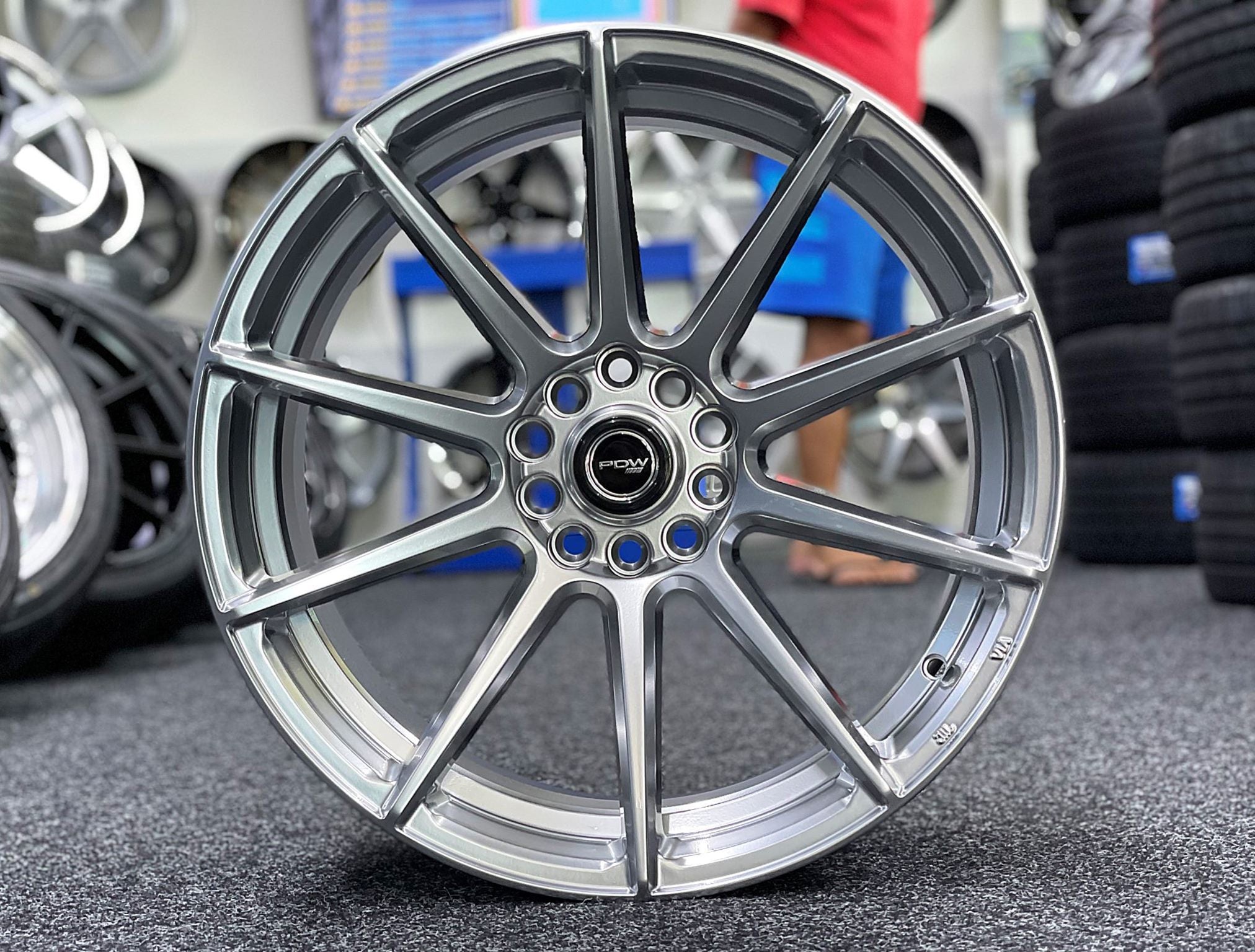 19x9.5 MAGNUM 38P 5X112 - HYPER BLACK - SET OF 4