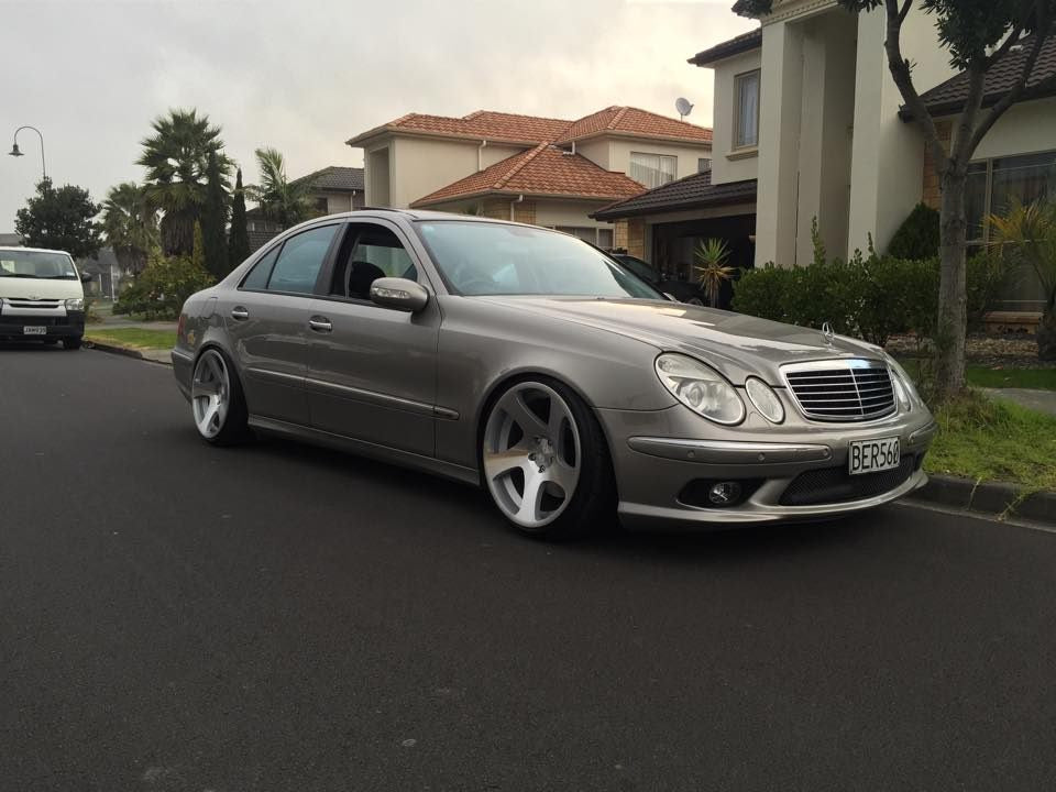 19X10 ROTIFORM TMB 5X112 25P SILVER MACHINE - SET OF 4