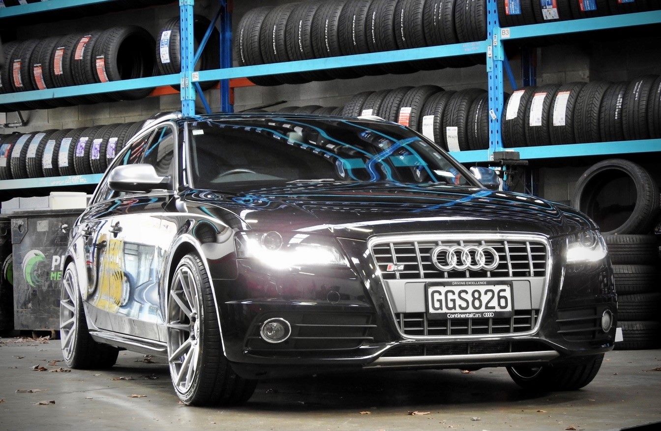 19x9.5 MAGNUM 38P 5X112 - HYPER BLACK - SET OF 4