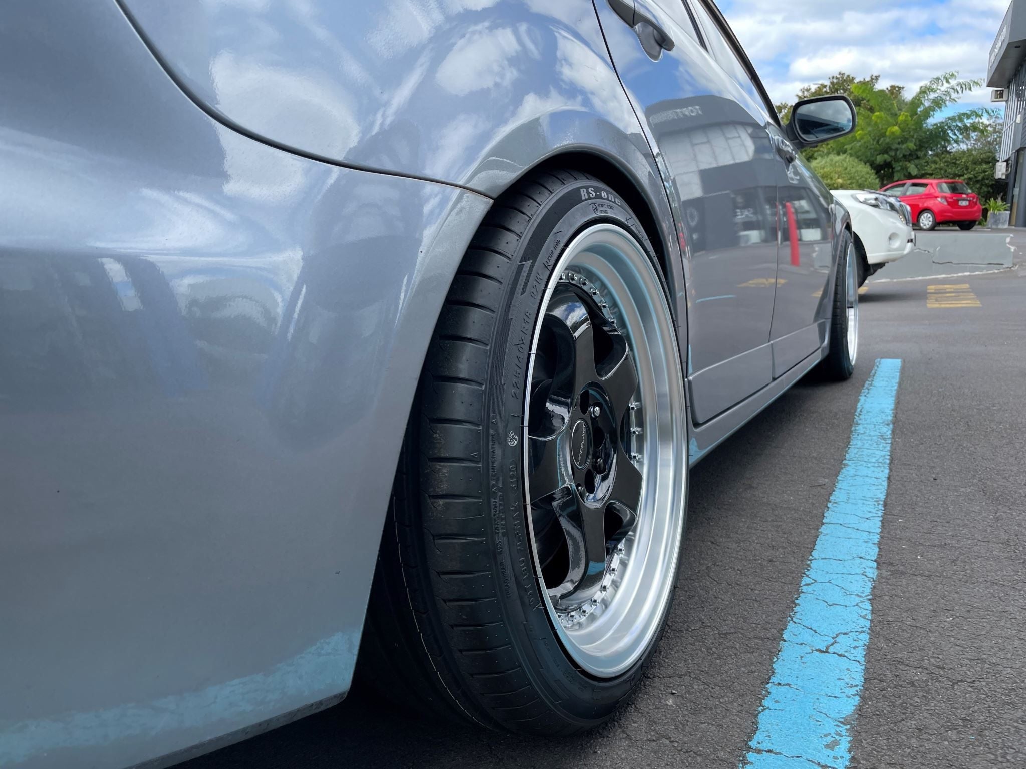 18X8.5 MTG S.L.D 5X114.3 5X100 30P 73.1 GLOSS BLACK POLISHED DOUBLE STEP LIP SET