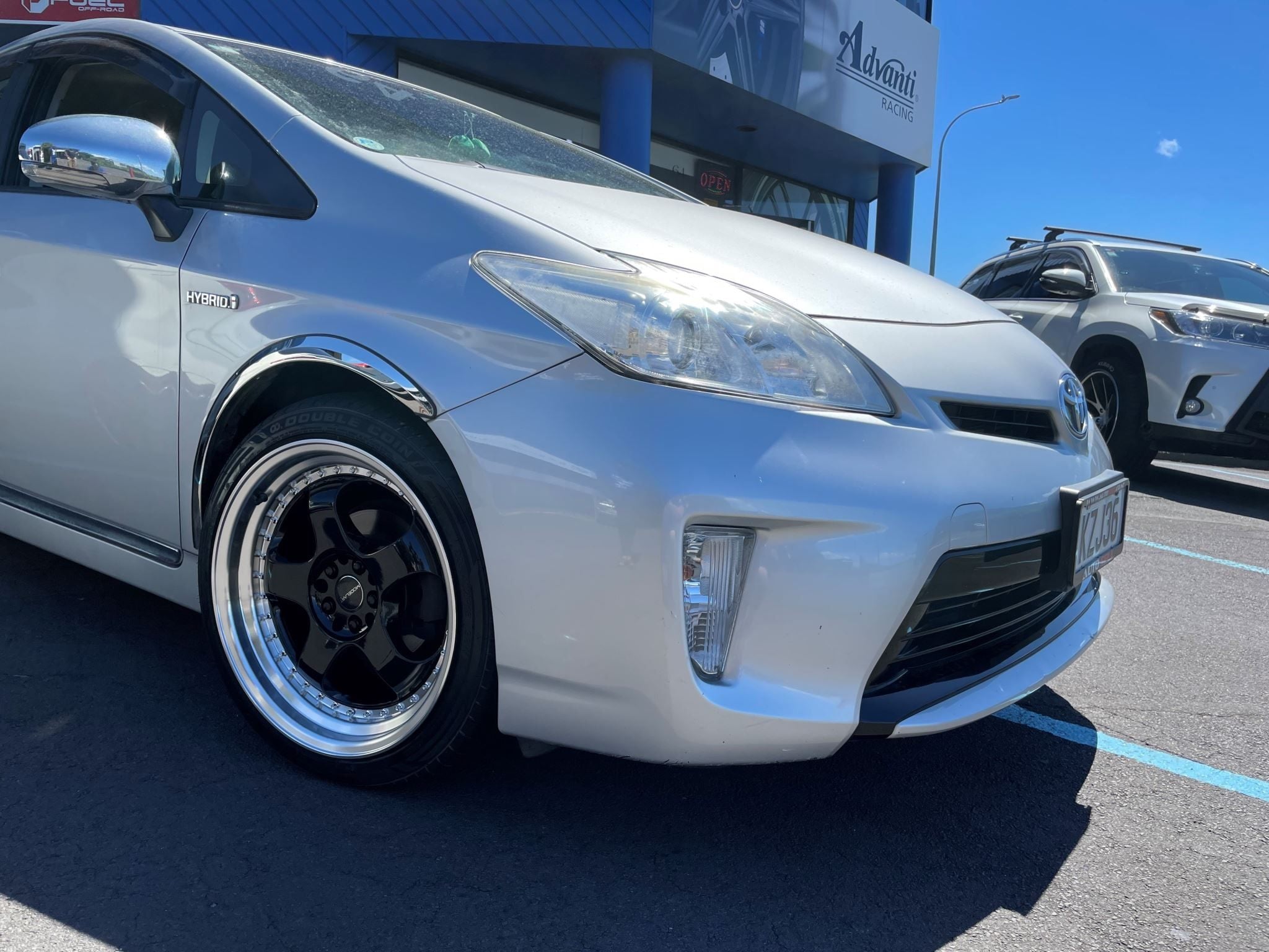 18X8.5 MTG S.L.D 5X114.3 5X100 30P 73.1 GLOSS BLACK POLISHED DOUBLE STEP LIP SET