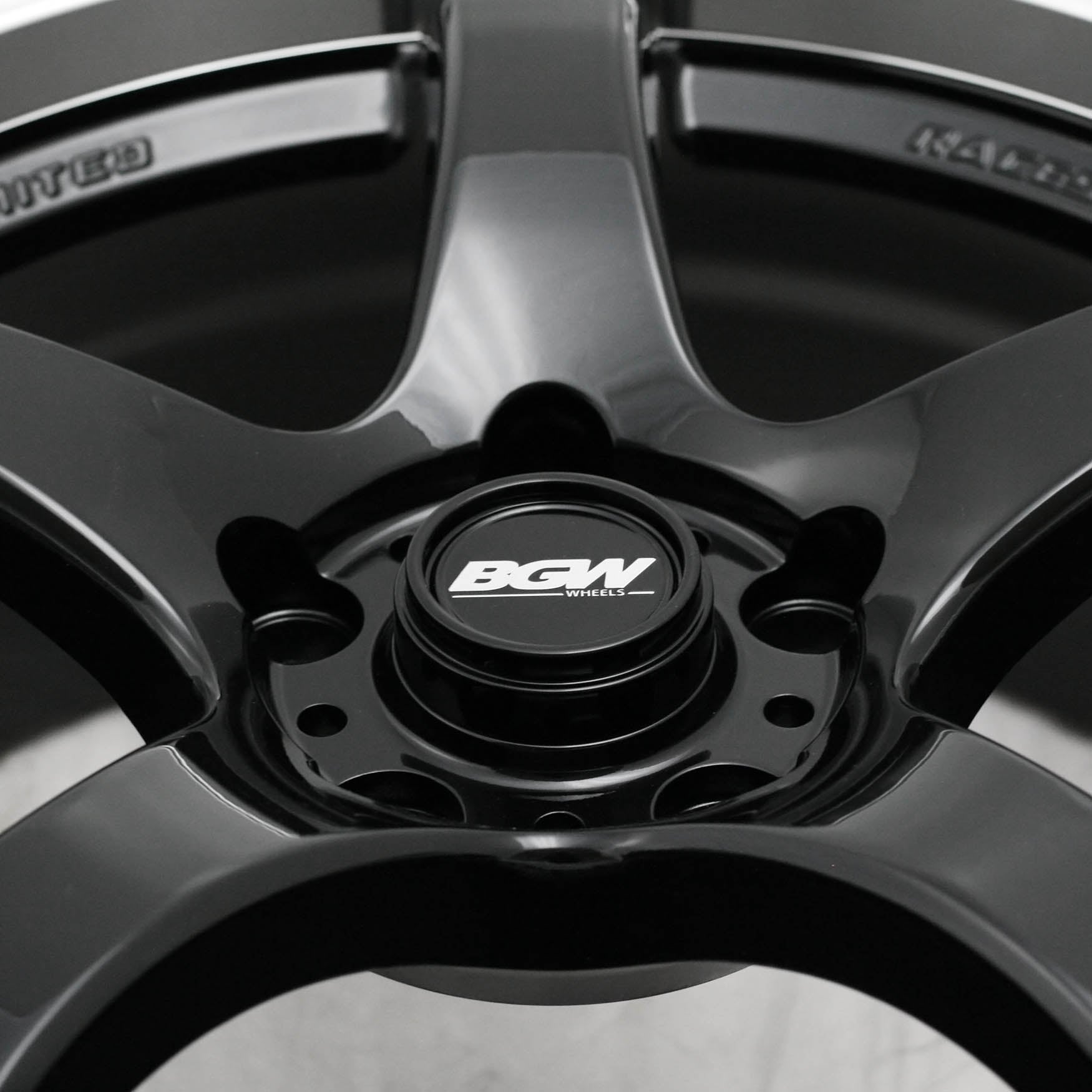 BGW FURY - Gloss Black w/Machined Lip