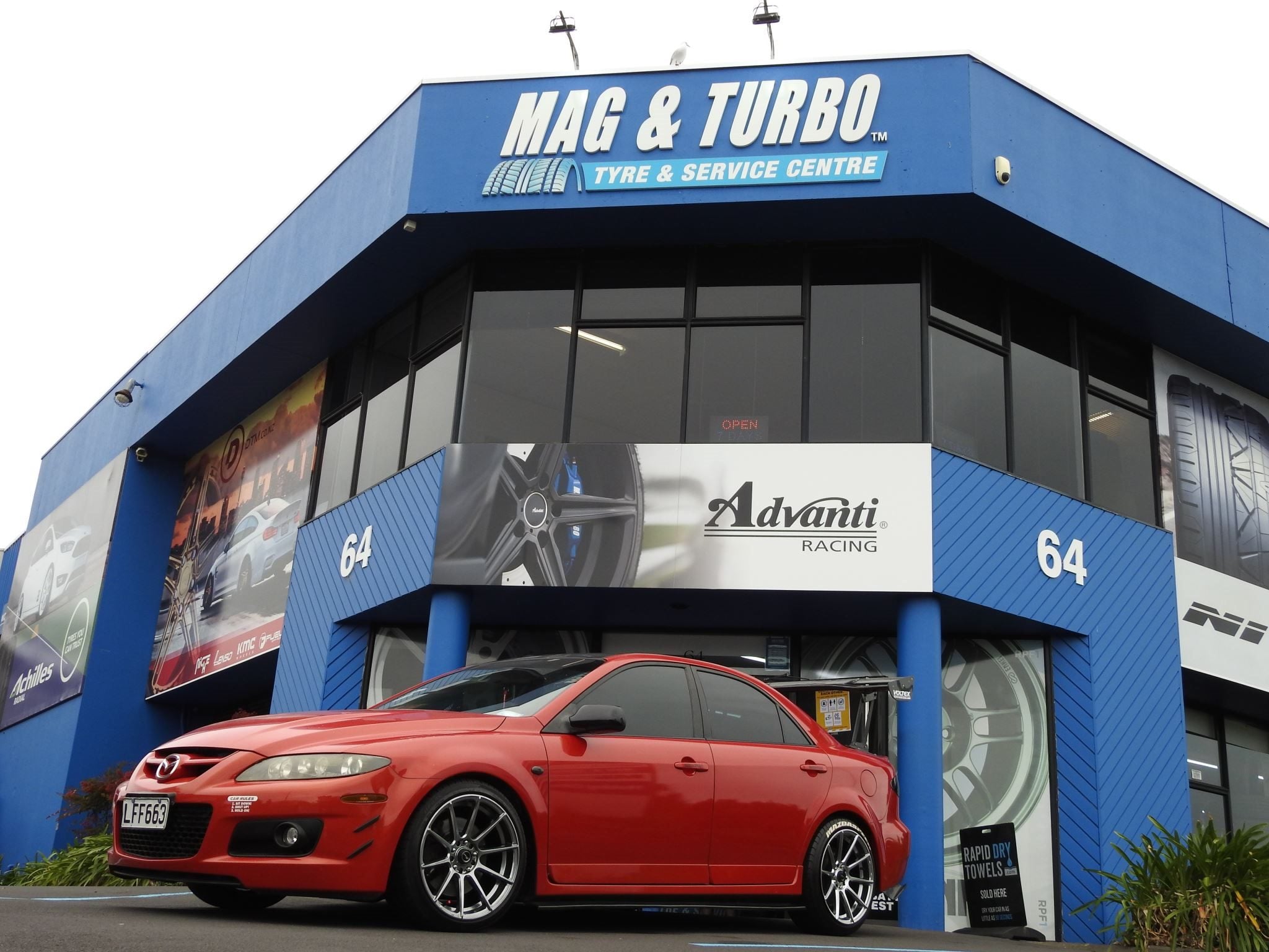 18x9 PDW Magnum 38p 73.1 5x112 5x114.3 73.1CB - Hyper Black